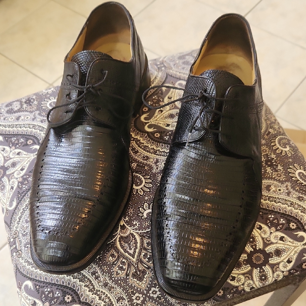Mezlan Black Oxfords Classic Leather Shoes